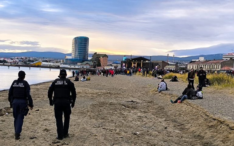 CAPITANIA DE PUERTO DE PUNTA ARENAS-30-12-32-57