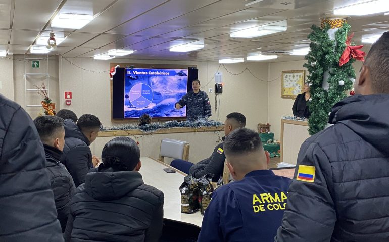 Instruccion meteorología marina antártica ARC 151 Simon Bolivar 1