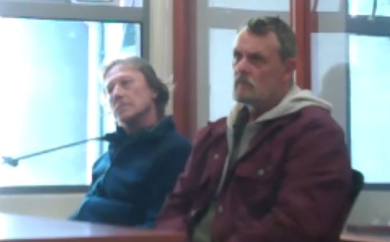 Screenshot_2025-11-06-22-52-11-364_com.miui.mediaviewer-edit