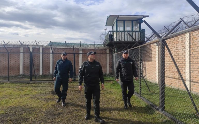 Subof López (Izq.), Tte Villena (centro), Cnel Campusano (der)