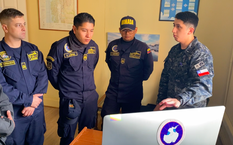 Visita Centro Zonal de Meteorología Marina de Magallanes y Antártica Chilena 2